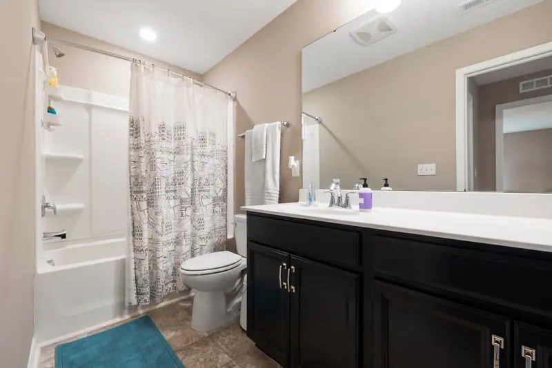 Remodeled bathroom by Findlay Quality